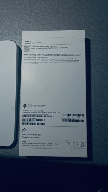 nov Iphone 16 128GB White